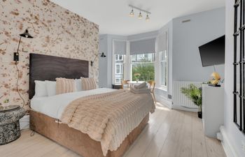 Hammersmith Heart Holiday Home