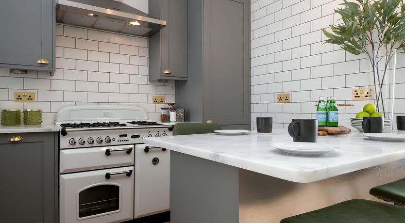 Photo of Sea & Still