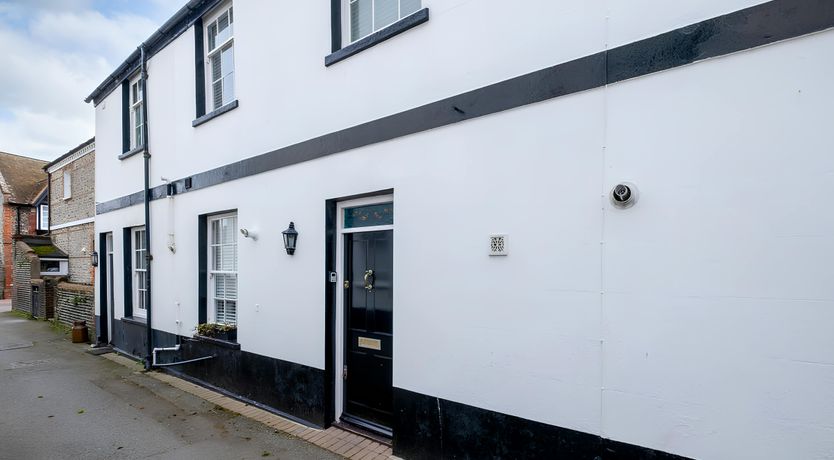 Photo of Sea & Still