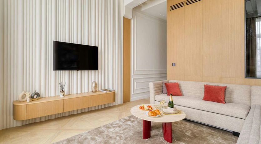 Photo of Opera's Echo