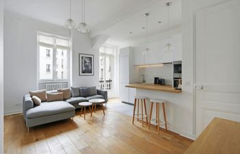 Chic Abode Holiday Home