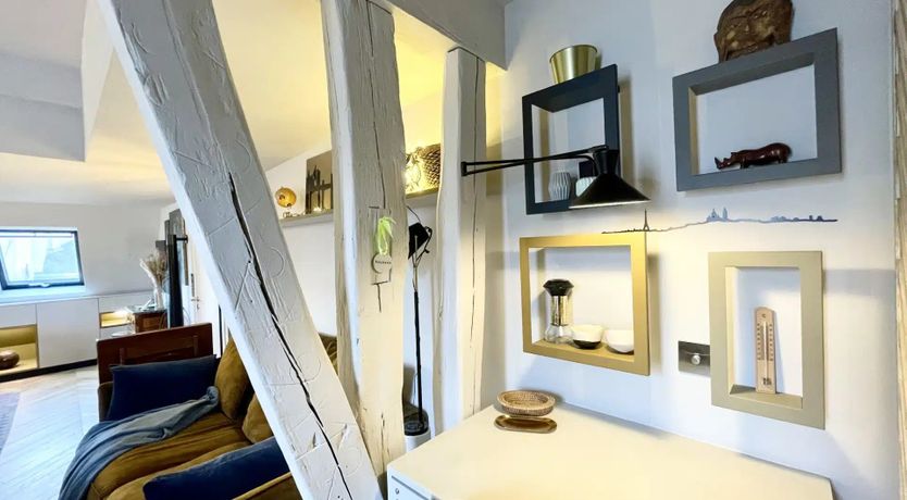 Photo of Parisian Shadow