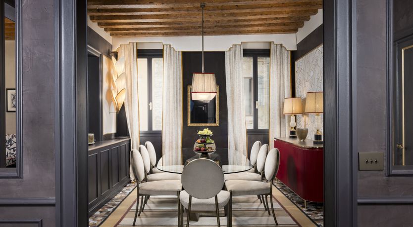 Photo of Canal & Gold