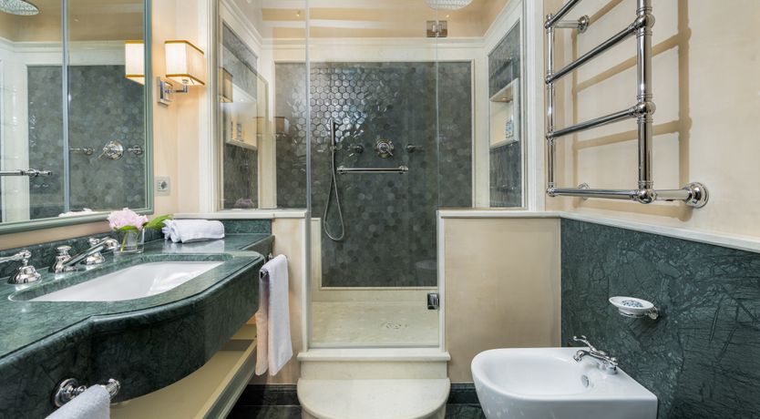 Photo of Canal & Gold