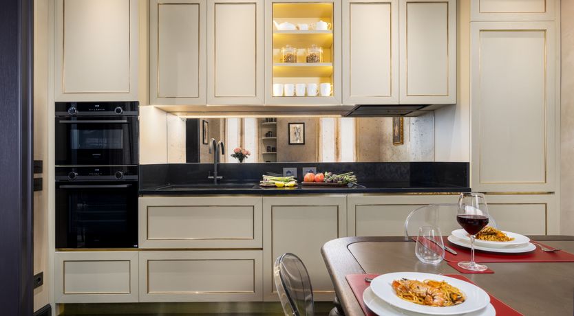 Photo of Canal & Gold