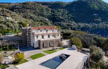 Casarlano Sunsets Holiday Home