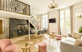 Grand Gallery Holiday Home
