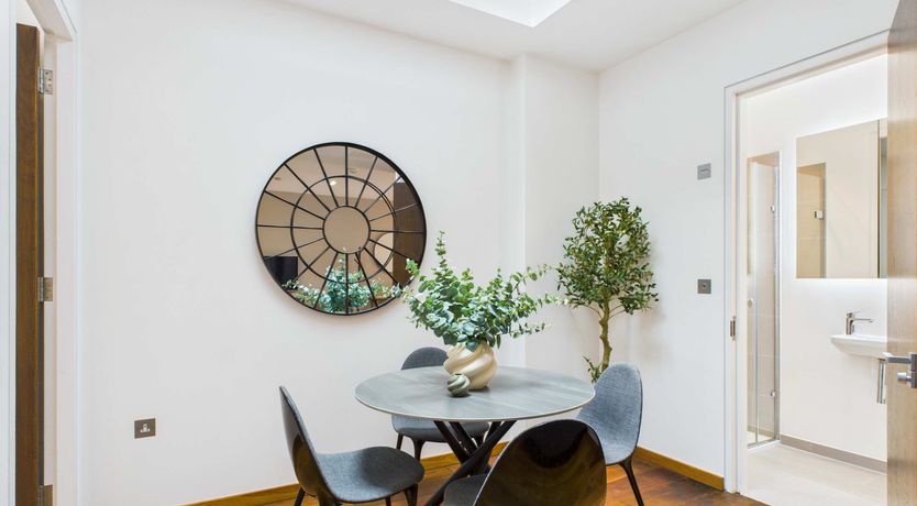 Photo of Vibrant Avenue