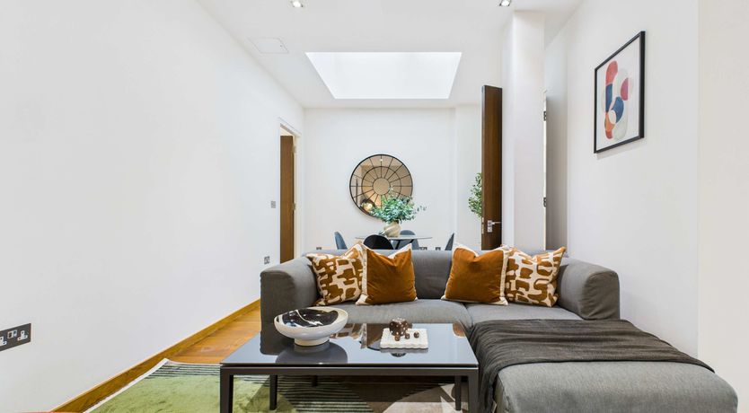 Photo of Vibrant Avenue