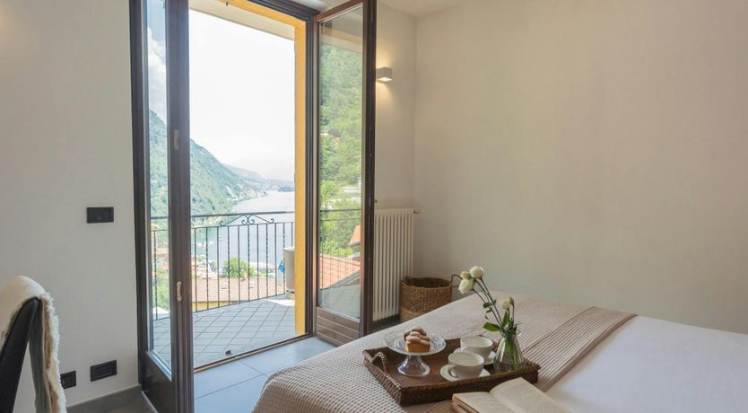 Photo of Argegno Echo