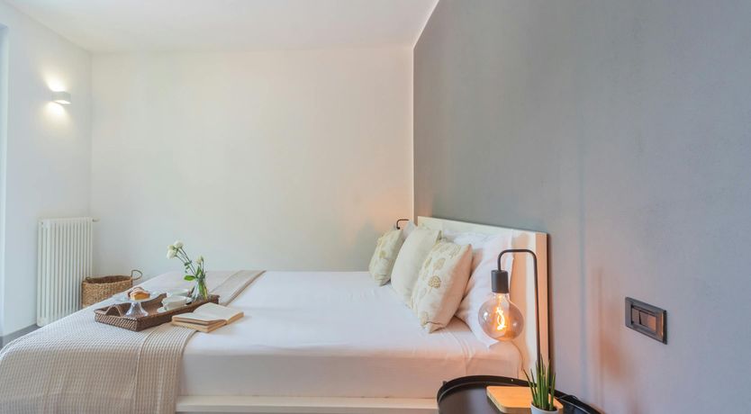 Photo of Argegno Echo