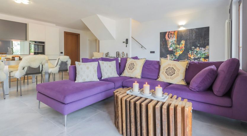 Photo of Argegno Echo