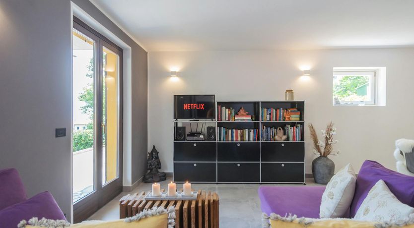 Photo of Argegno Echo