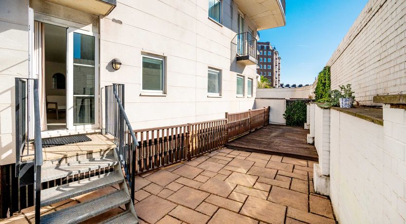 Photo of The Resident Muse