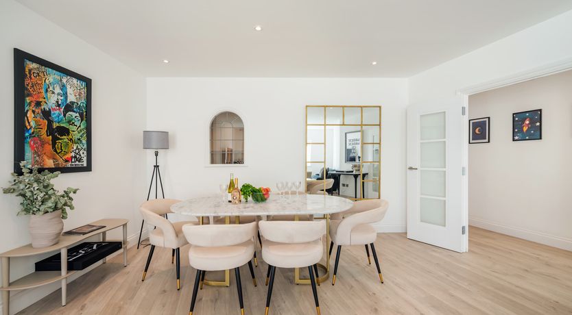 Photo of The Resident Muse