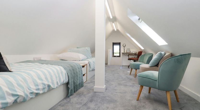 Photo of Dover Whisper