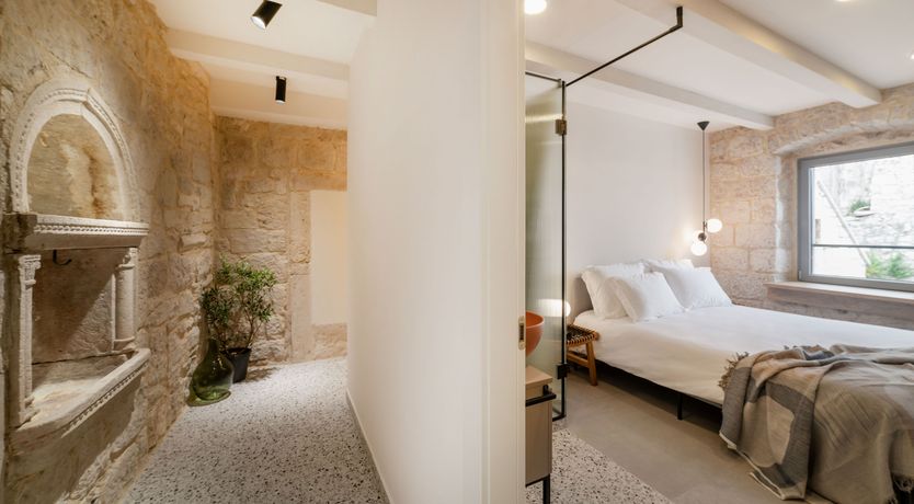 Photo of Stone's Beauty