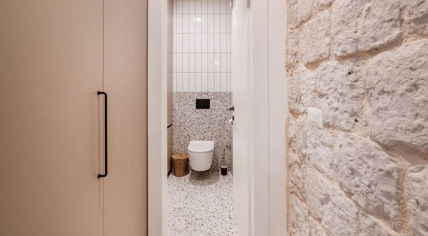 Photo of Stone's Beauty