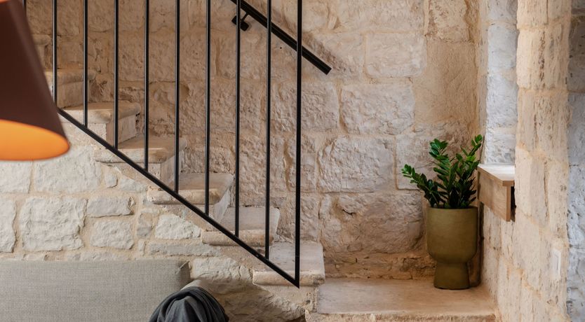 Photo of Stone's Beauty