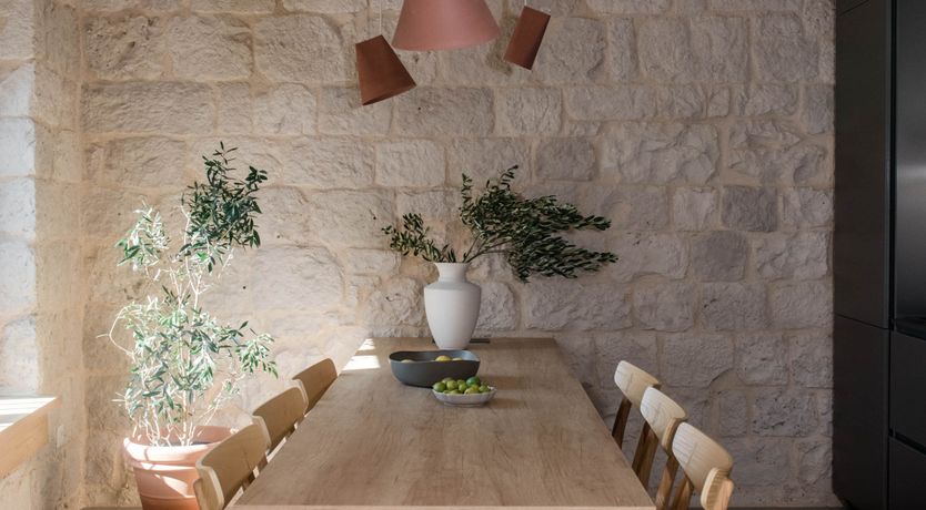 Photo of Stone's Beauty