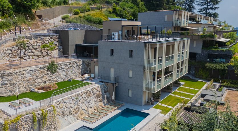 Photo of Lake & Villa