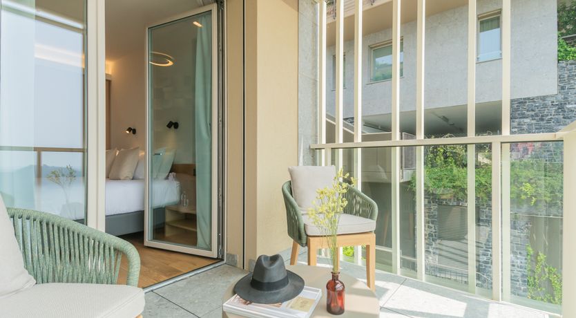 Photo of Lake & Villa