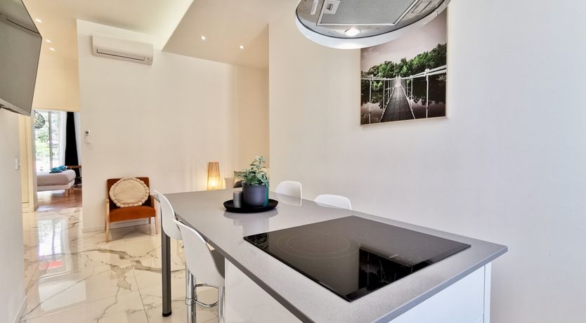 Photo of Refined Riviera