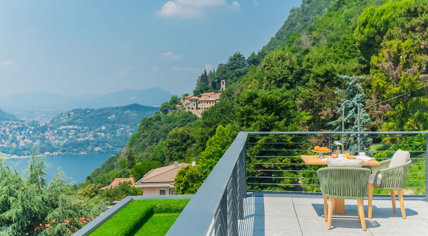 Photo of Lakeside Terrace