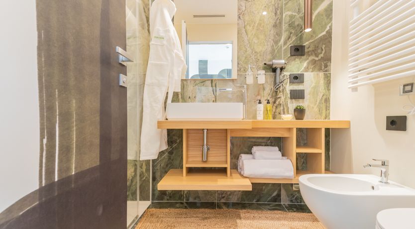 Photo of Lakeside Terrace