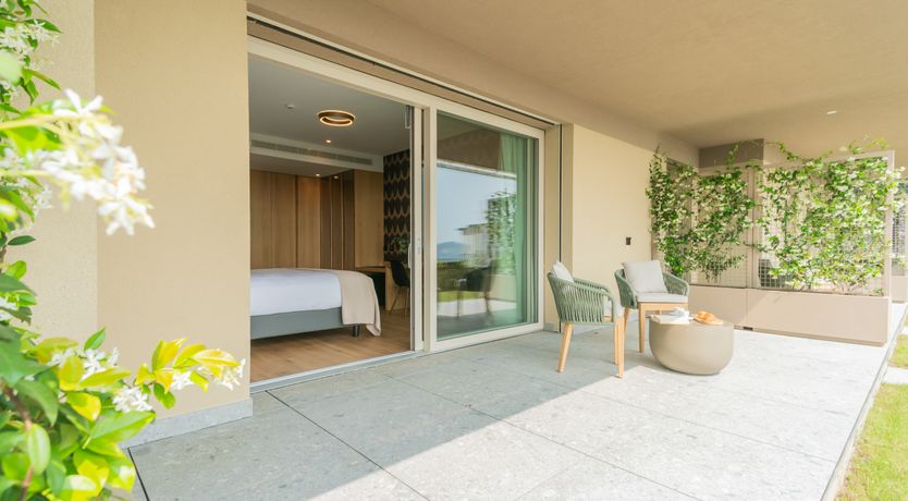 Photo of Lakeside Terrace