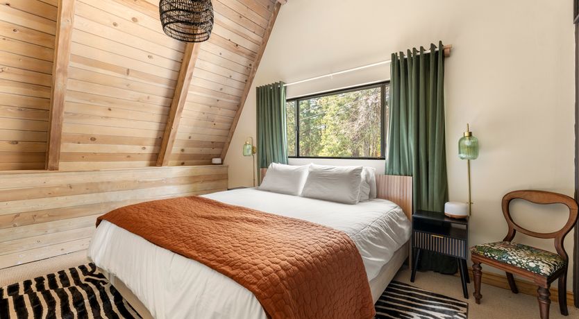 Photo of Mountain Panorama