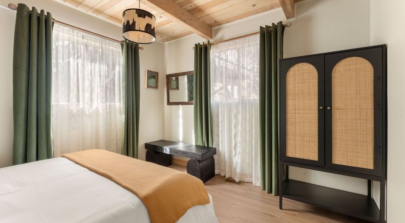 Photo of Mountain Panorama