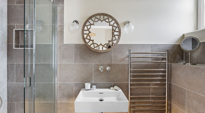 Photo of The Somerset Manor