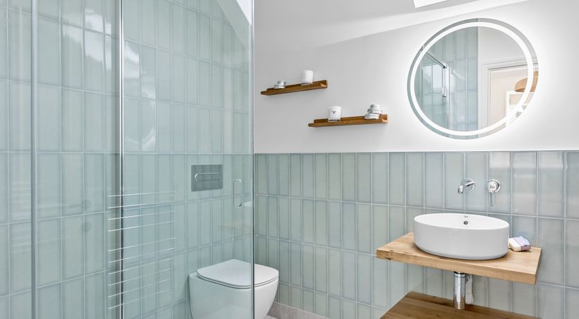 Photo of The Somerset Manor