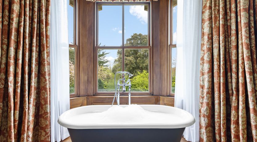 Photo of The Somerset Manor