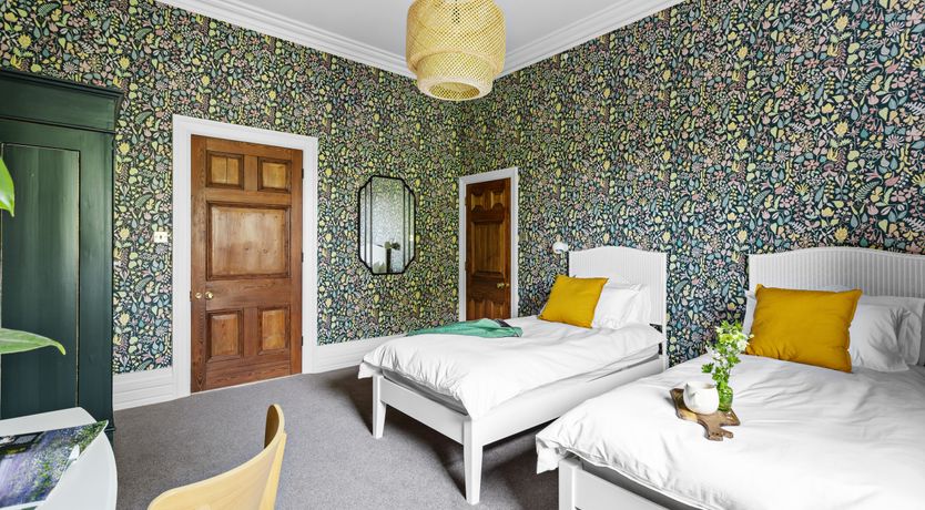 Photo of The Somerset Manor