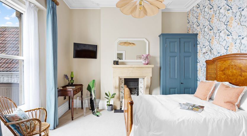 Photo of The Somerset Manor