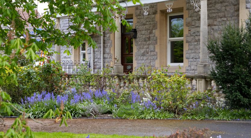 Photo of The Somerset Manor