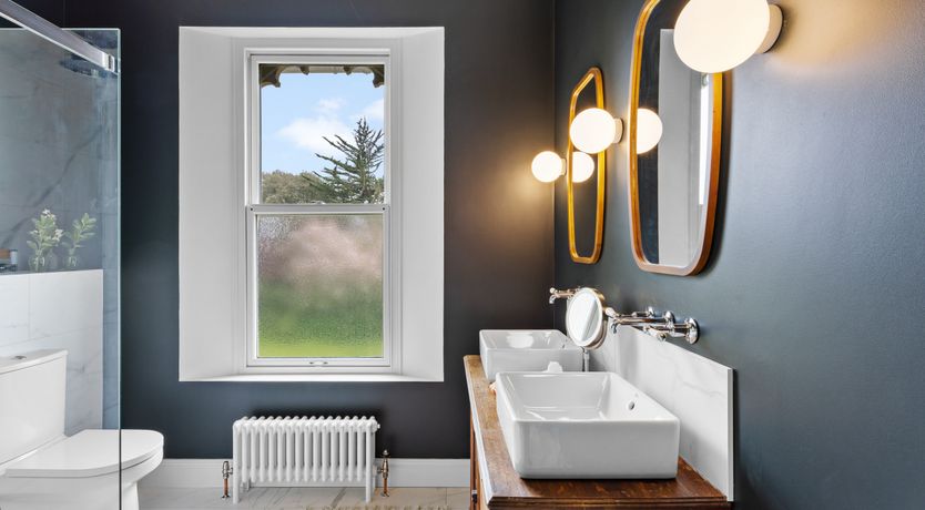 Photo of The Somerset Manor