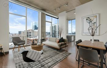 WindyCity Wonders Holiday Home