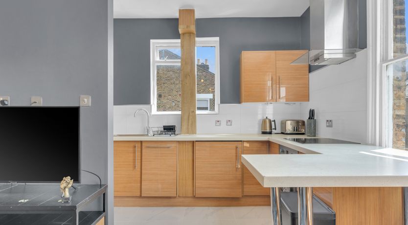 Photo of Beauty & Bright