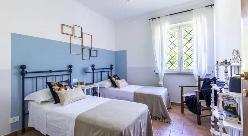 Photo of Antique Valley