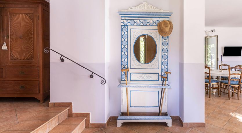 Photo of Antique Valley