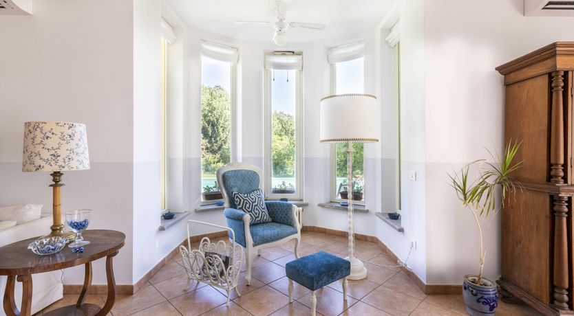 Photo of Antique Valley