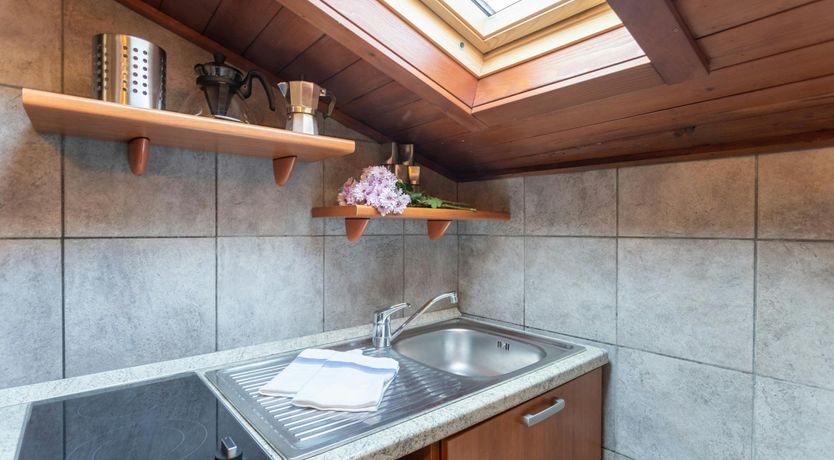 Photo of Lake's Haven