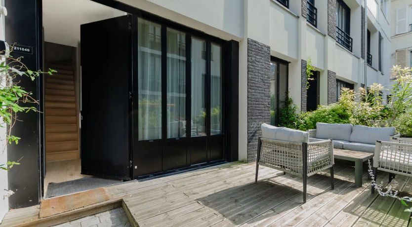 Photo of The Parisian Theatre