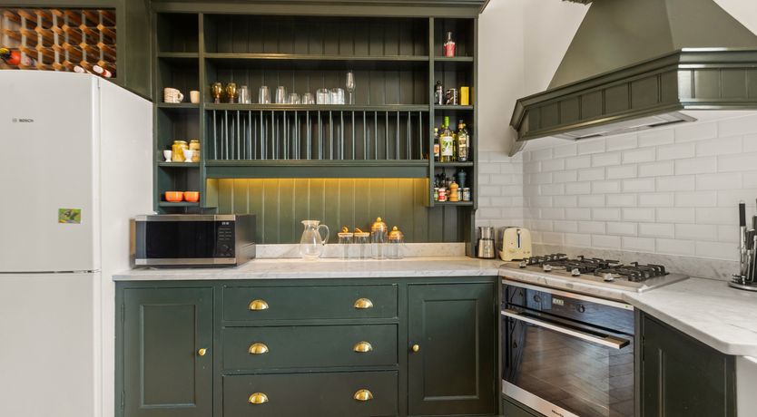 Photo of Sloanes Tale