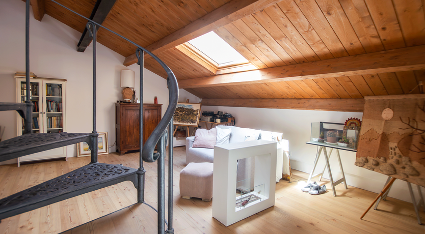 Photo of Old World Stone