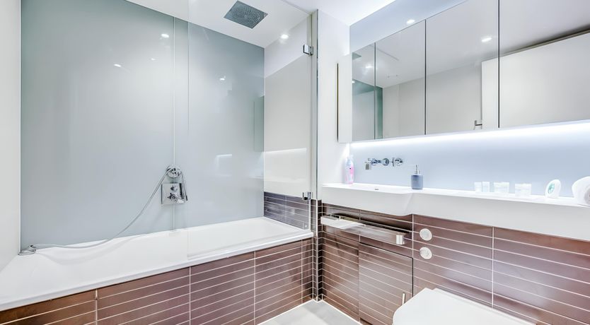 Photo of Thames Whispers