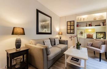 French Silk Holiday Home